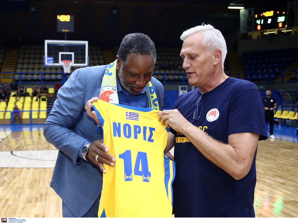 Νόρις: «Χαρούμενος που επέστρεψα... » (photos)