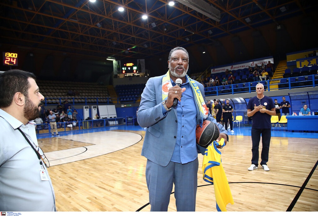 Νόρις: «Χαρούμενος που επέστρεψα... » (photos)