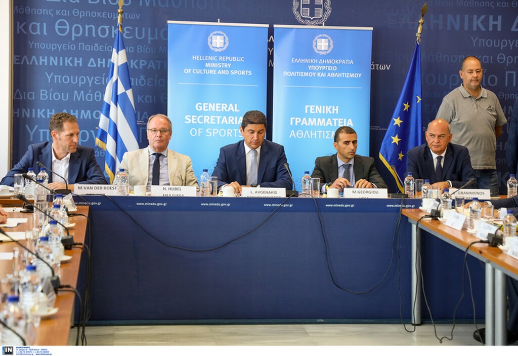 Όλα όσα έγιναν στη σύσκεψη κορυφής για το VAR (photos)