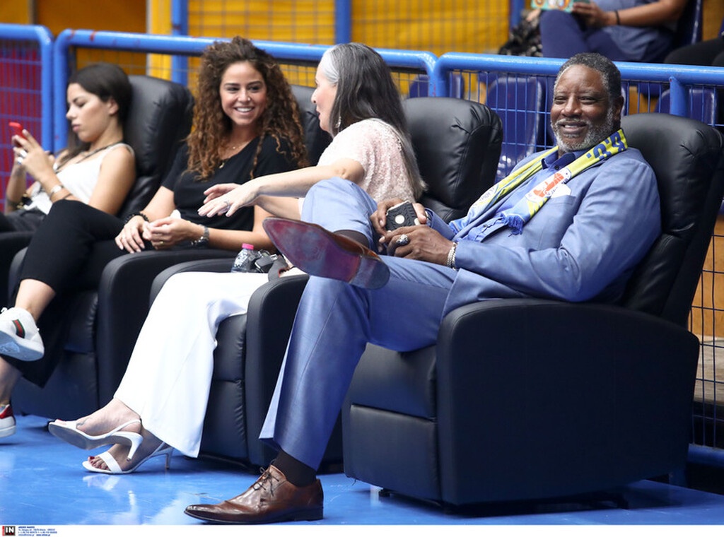 Νόρις: «Χαρούμενος που επέστρεψα... » (photos)