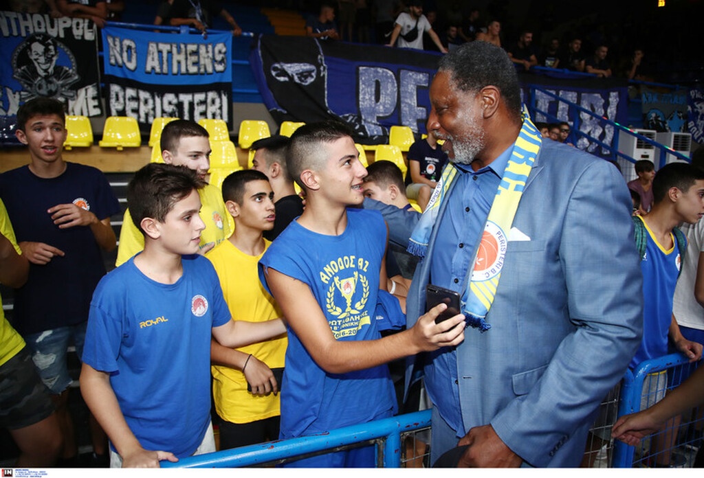 Νόρις: «Χαρούμενος που επέστρεψα... » (photos)