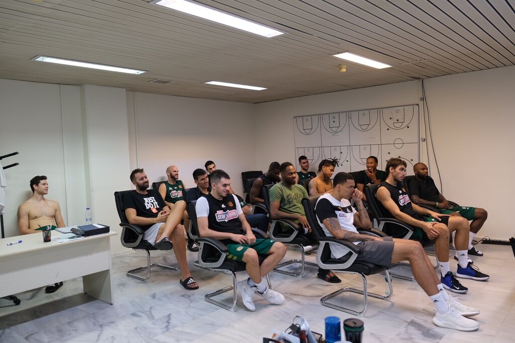 Συνάντηση της EPA με παίκτες του Παναθηναϊκού (photos)