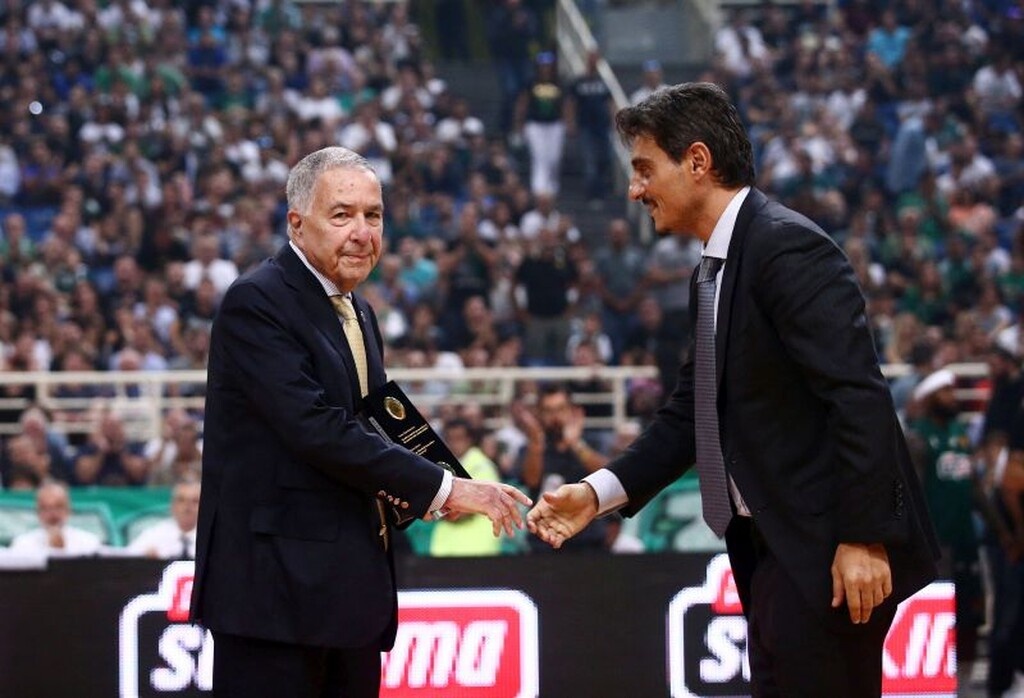 Βράβευσε τον Σιμόν Μιζράχι ο Δημήτρης Γιαννακόπουλος (video+photos)