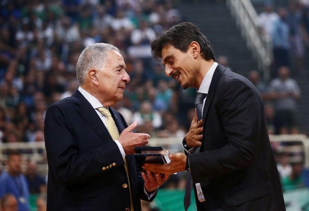 Βράβευσε τον Σιμόν Μιζράχι ο Δημήτρης Γιαννακόπουλος (video+photos)