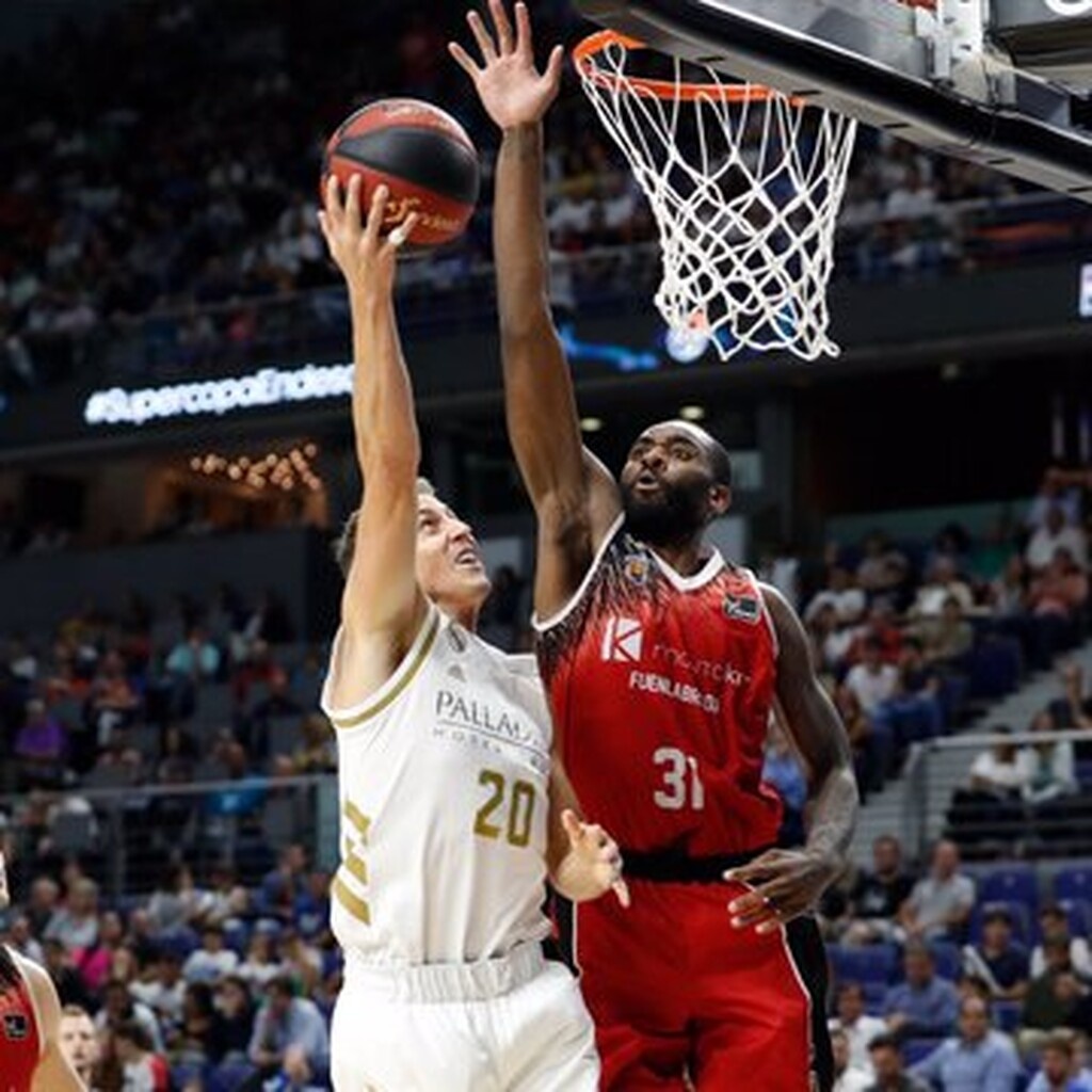 Mε «περίπατο» η Ρεάλ Μαδρίτης στον τελικό του Supercopa (photos)