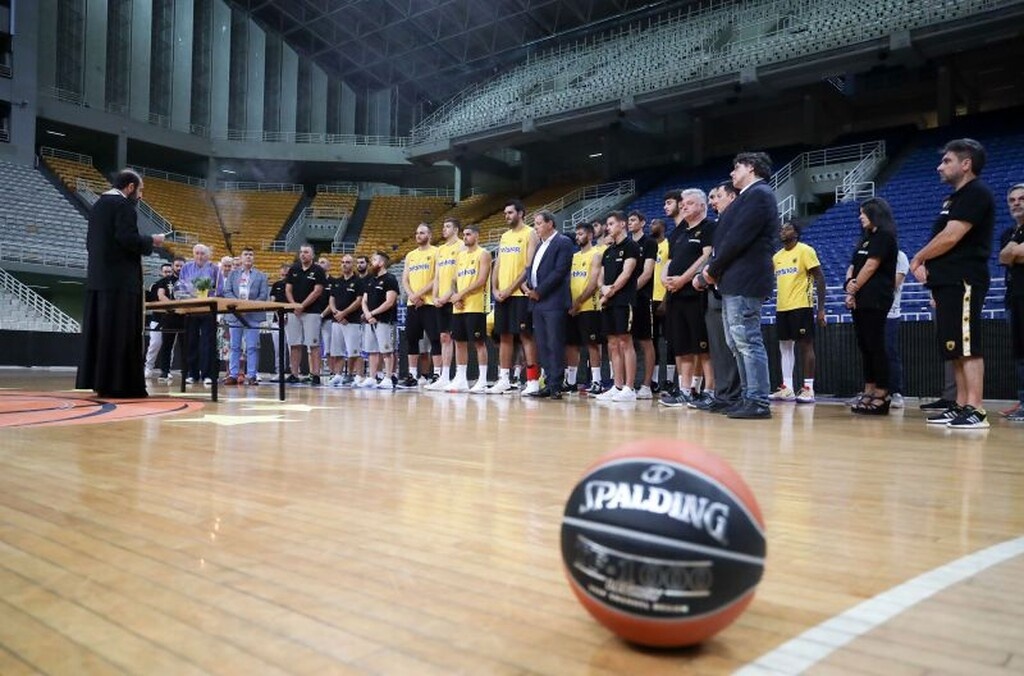 Έβαλε… μπρος με αγιασμό η ΑΕΚ (photos)