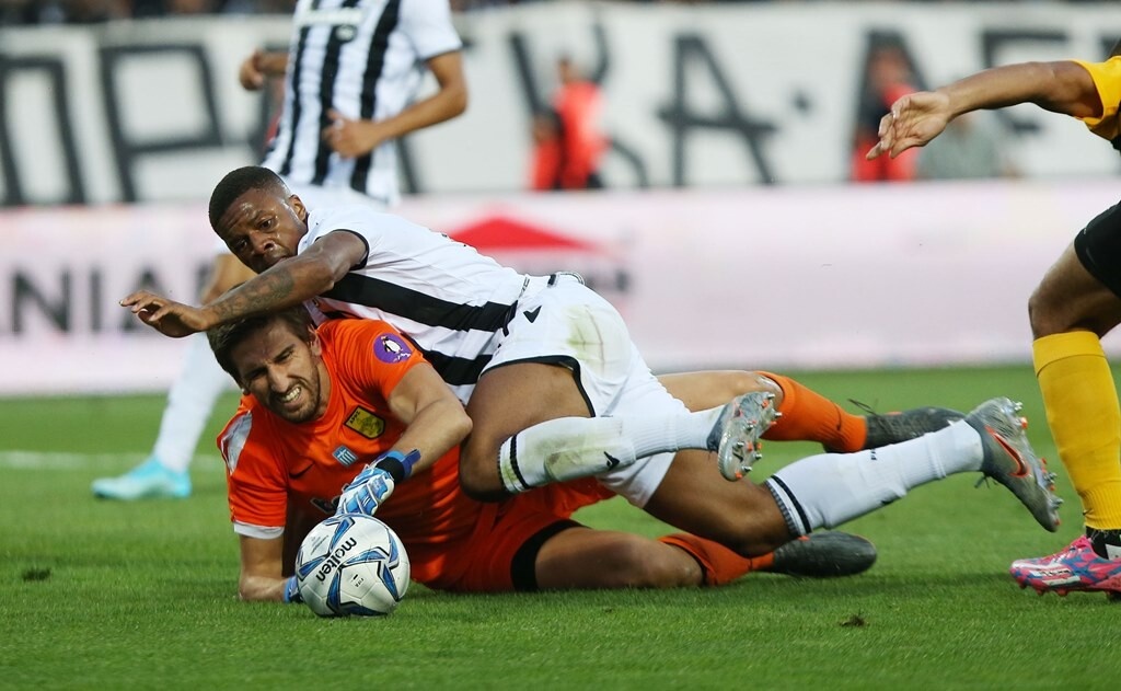 Χοντρό θέμα με Κουέστα (photos)