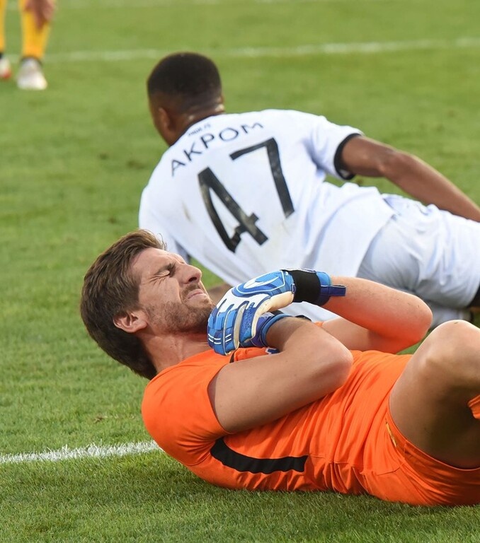 Χοντρό θέμα με Κουέστα (photos)