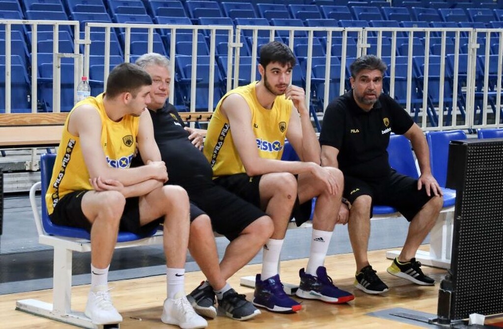 Έβαλε… μπρος με αγιασμό η ΑΕΚ (photos)