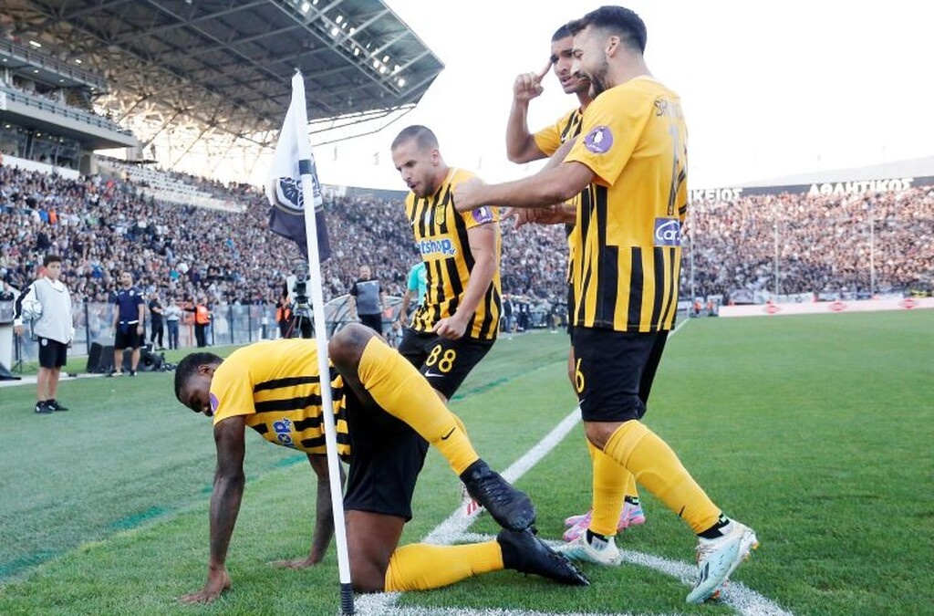 Την περασμένη Κυριακή, ο Ιντέγε το επανέλαβε και είπε αργότερα πως είχε... πιει πολύ νερό πριν το ματς!