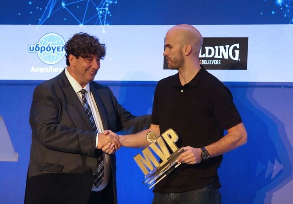 Basket League: Σάρωσε τα βραβεία ο Καλάθης (video+photos)