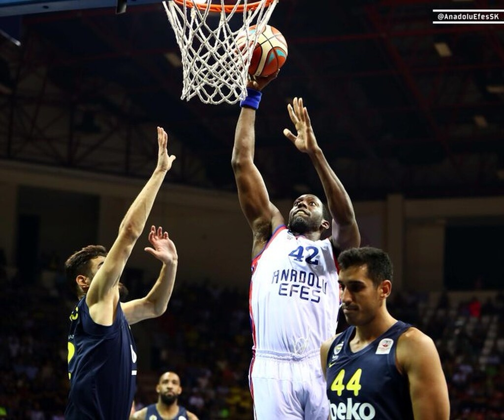 Με τρομερό Σιμόν η Εφές το Super Cup κόντρα στην Φενέρμπαχτσε (videos+photos)