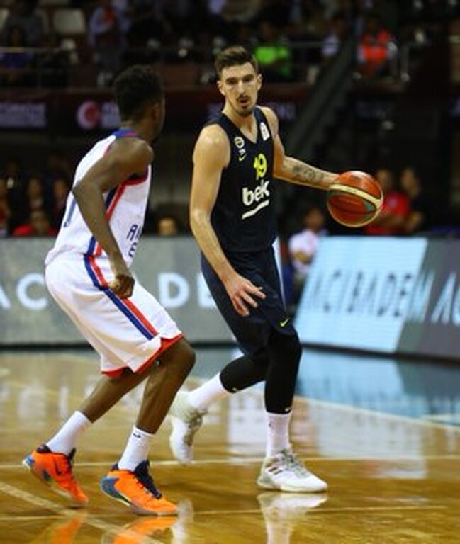 Με τρομερό Σιμόν η Εφές το Super Cup κόντρα στην Φενέρμπαχτσε (videos+photos)