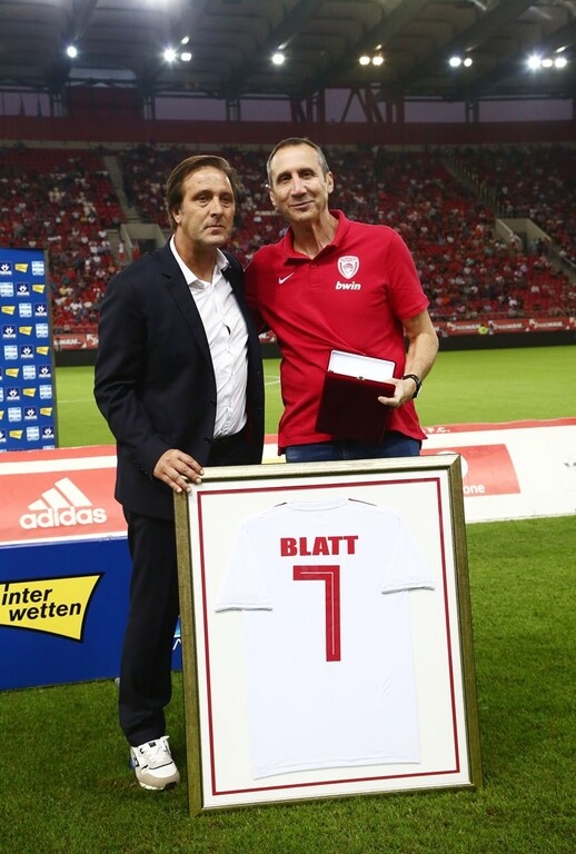 Ολυμπιακός: Η ξεχωριστή συζήτηση Μπλατ-Μαρτίνς (video+photos)