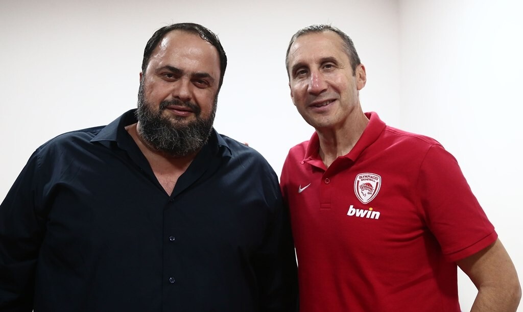 Ολυμπιακός: Η ξεχωριστή συζήτηση Μπλατ-Μαρτίνς (video+photos)