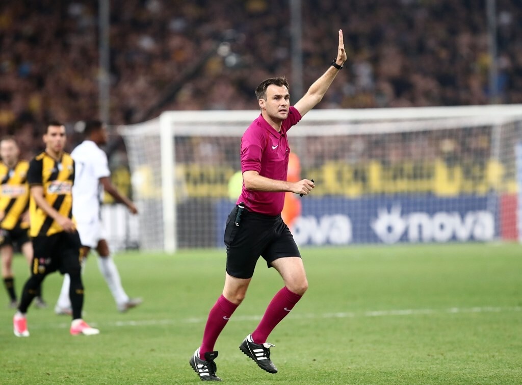 ΑΕΚ-ΠΑΟΚ: Γκρίνια «Δικεφάλων» για τη διαιτησία