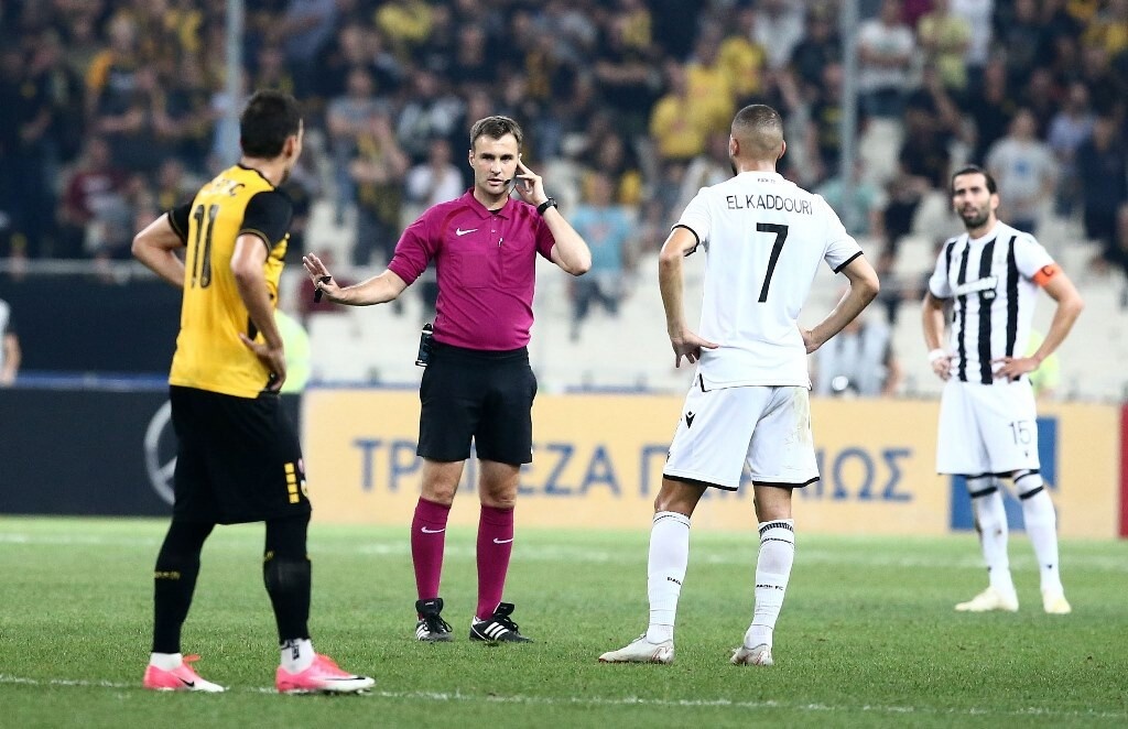 ΑΕΚ-ΠΑΟΚ: Γκρίνια «Δικεφάλων» για τη διαιτησία