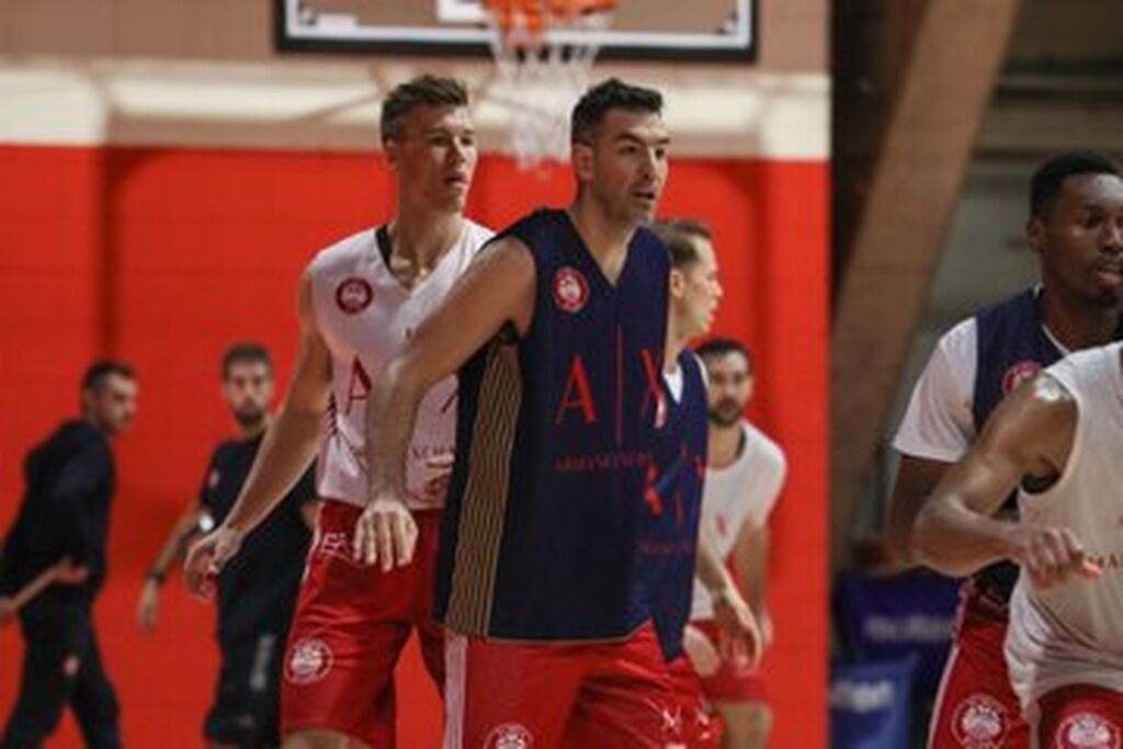 Η «πρώτη» του Σκόλα στην Αρμάνι Μιλάνο (photos)