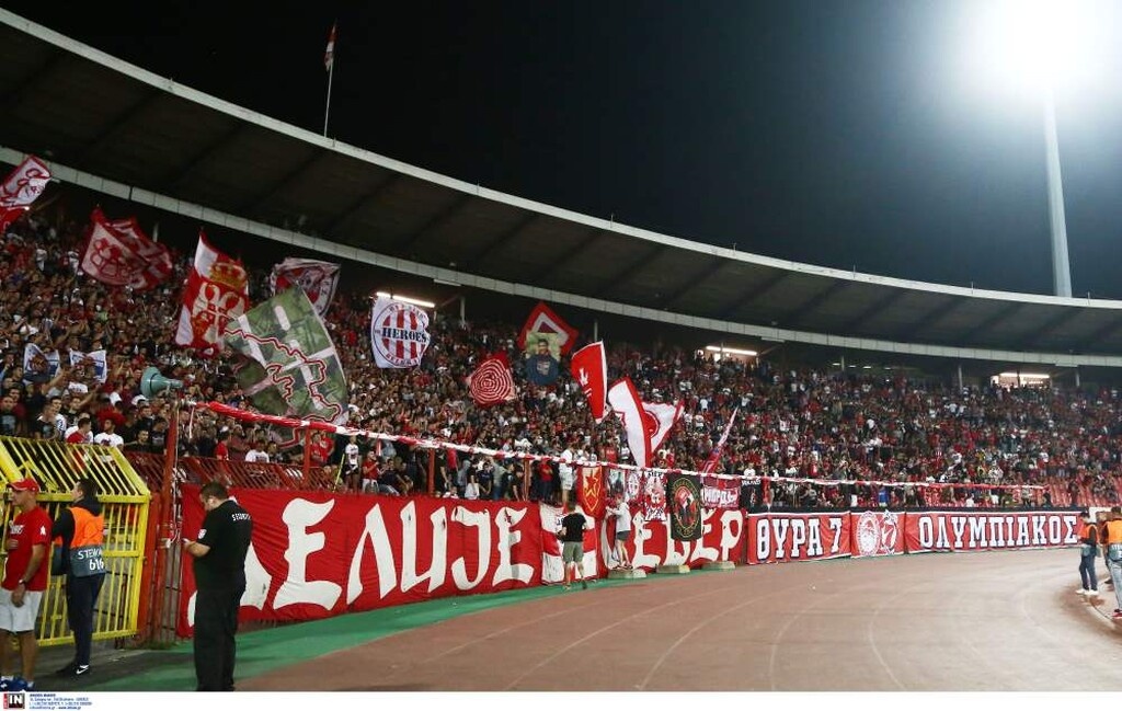 Ολυμπιακός: Στο «σκαμνί» της UEFA για ρατσιστικό πανό (photos)