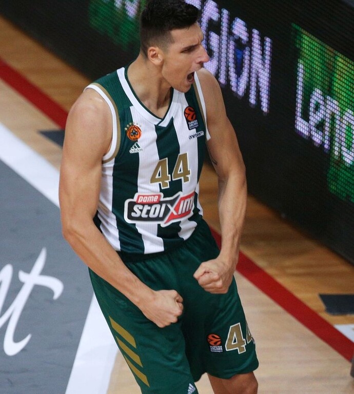 Παναθηναϊκός ΟΠΑΠ-Ερυθρός Αστέρας: Η «πτήση» του Μήτογλου (video+photos)