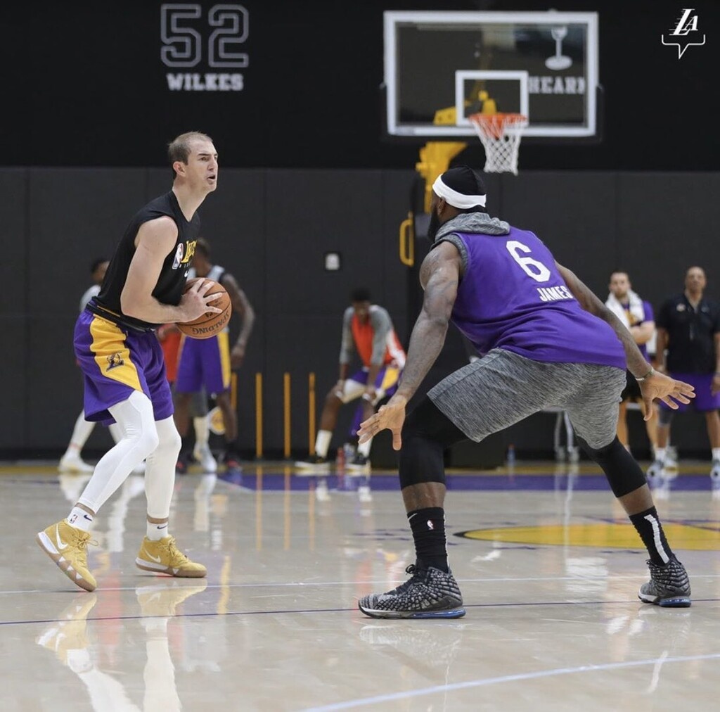 NBA: Τα σχέδια των Λέικερς για τη νέα σεζόν (photos+video)