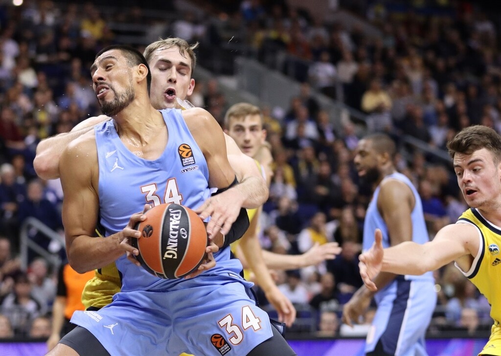 Άλμπα Βερολίνου – Ζενίτ 85-65: Γερμανική κυριαρχία στην πρεμιέρα! (photos)