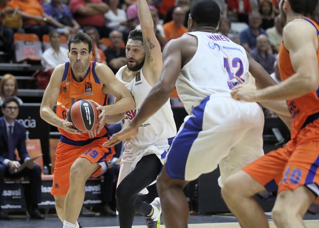 Βαλένθια-ΤΣΣΚΑ Μόσχας 71-96: «Πάρτι» Τζέιμς και Χίλιαρντ και «περίπατος» στην Ισπανία (photos)