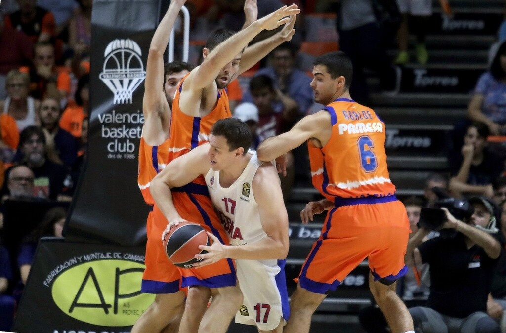 Βαλένθια-ΤΣΣΚΑ Μόσχας 71-96: «Πάρτι» Τζέιμς και Χίλιαρντ και «περίπατος» στην Ισπανία (photos)