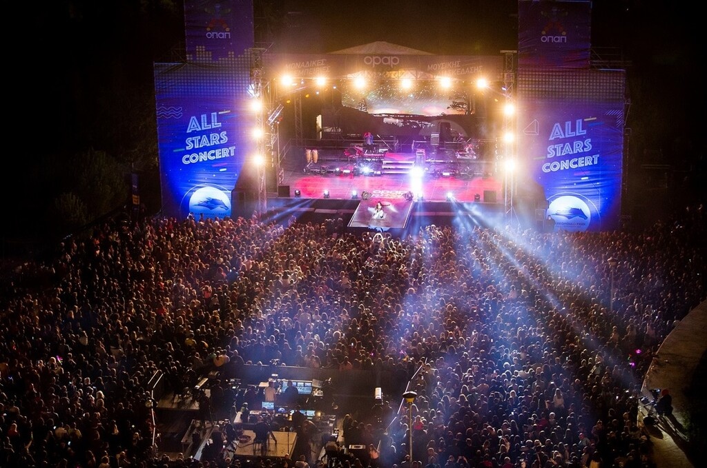 Αll Stars Concert: Ρουβάς, Παπαρίζου και Φουρέιρα ξεσηκώσαν περισσότερους από 12.000 θεατές