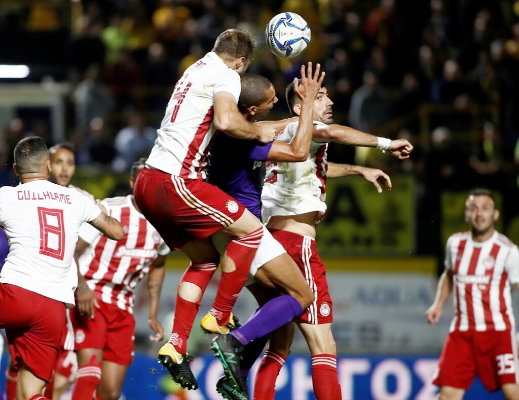 Άρης-Ολυμπιακός: Το πέναλτι στον Ντιγκινί που έβγαλε… μάτια (photos)