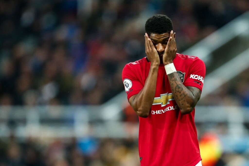 Βαρέλι δίχως πάτο η Γιουνάιτεντ: Την έβαλαν σε σενάρια υποβιβασμού!