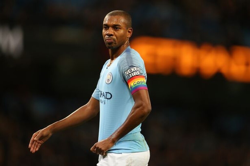 Μάντσεστερ Σίτι: Θέλει να... δέσει Φερναντίνιο (video+photos)