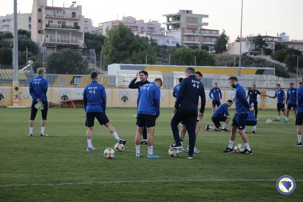 Προπονήθηκε στα Σπάτα η Βοσνία (photos)