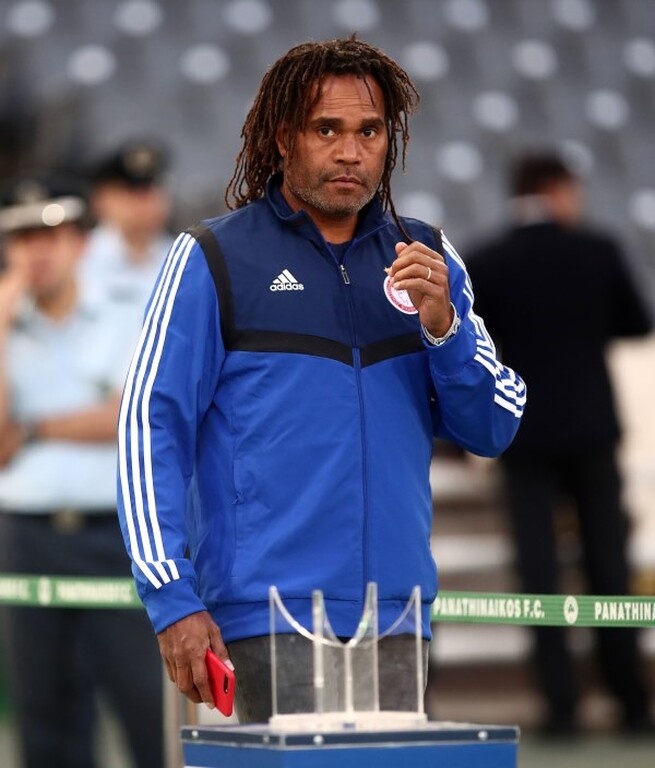 Έτσι, με τον Γιάννη Κωστή να ετοιμάζεται να φορέσει τη φανέλα του Ολυμπιακού, ακόμα ένας νεαρός Έλληνας εμφανίστηκε στο προσκήνιο. Ο λόγος για τον…