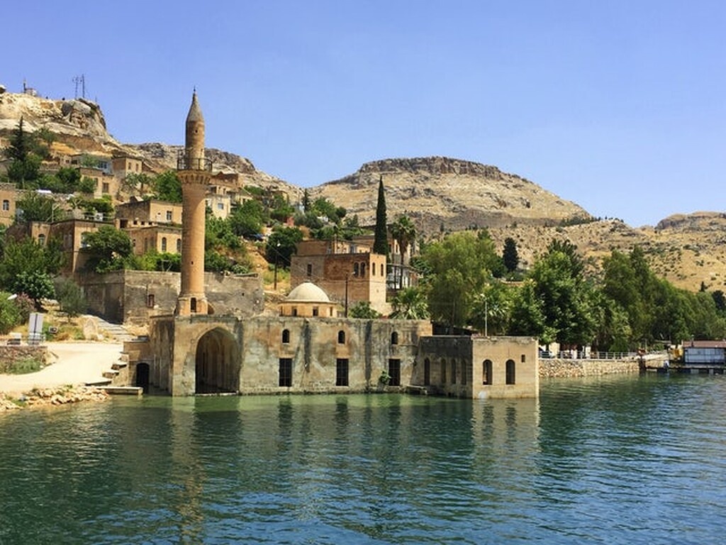 Περιστέρι: Μια ανάσα από την εμπόλεμη ζώνη (photos)