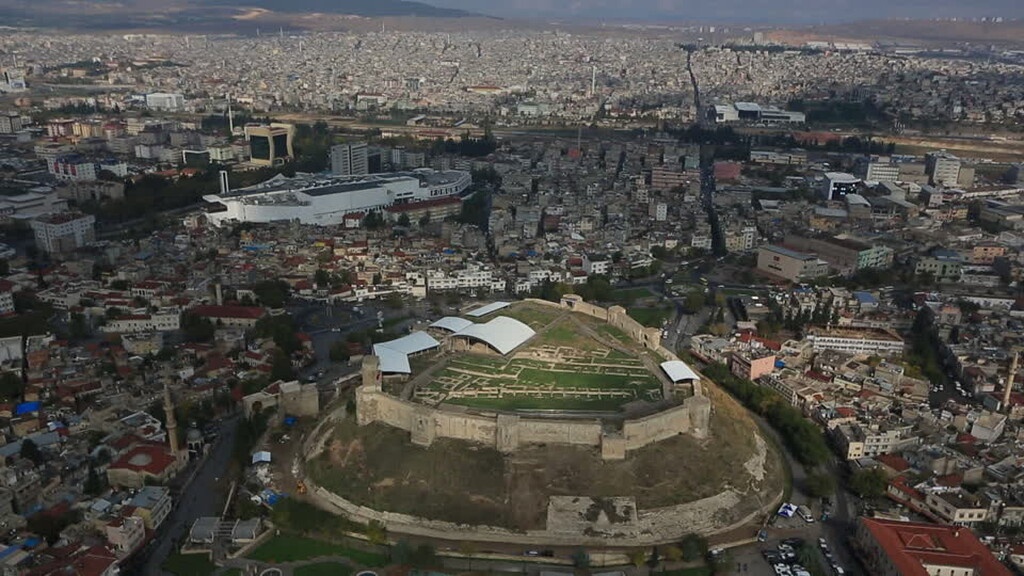 Περιστέρι: Μια ανάσα από την εμπόλεμη ζώνη (photos)