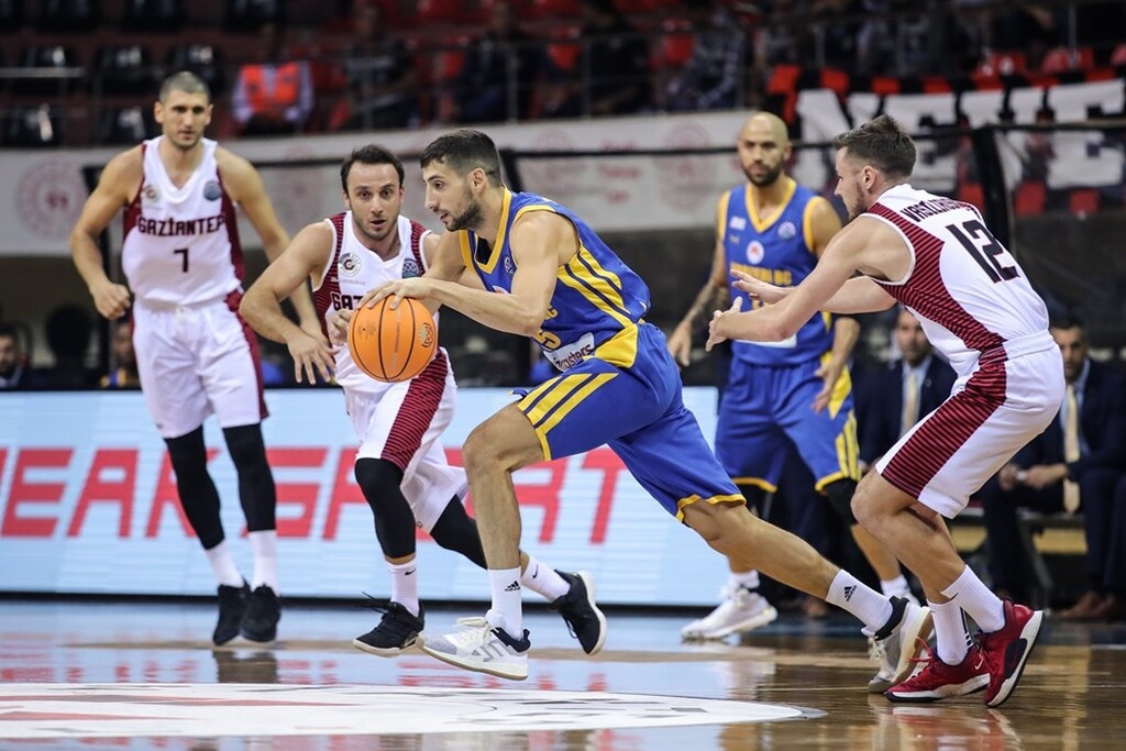 Γκαζιαντέπ-Περιστέρι 64-70: Επιστροφή με το «δεξί» (photos)