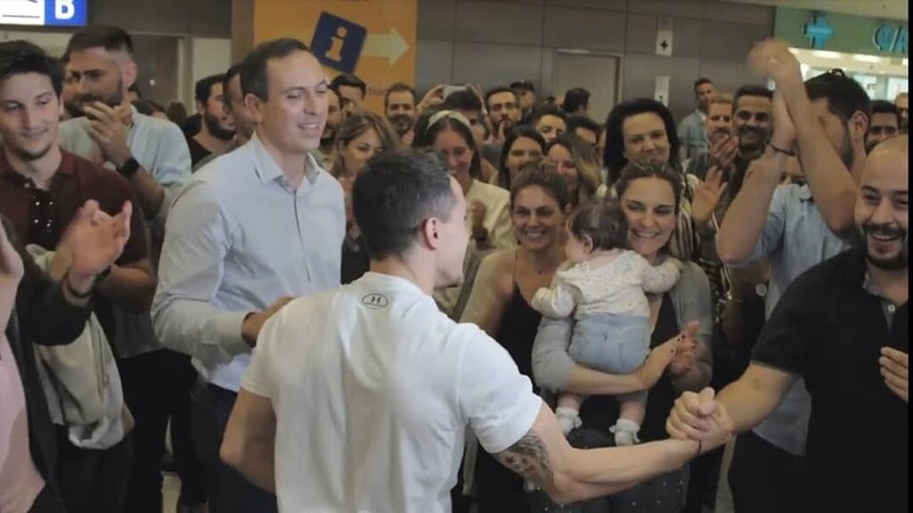 Πετρούνιας: «Η υποδοχή σας, το πιο χρυσό μετάλλιο» (photos)