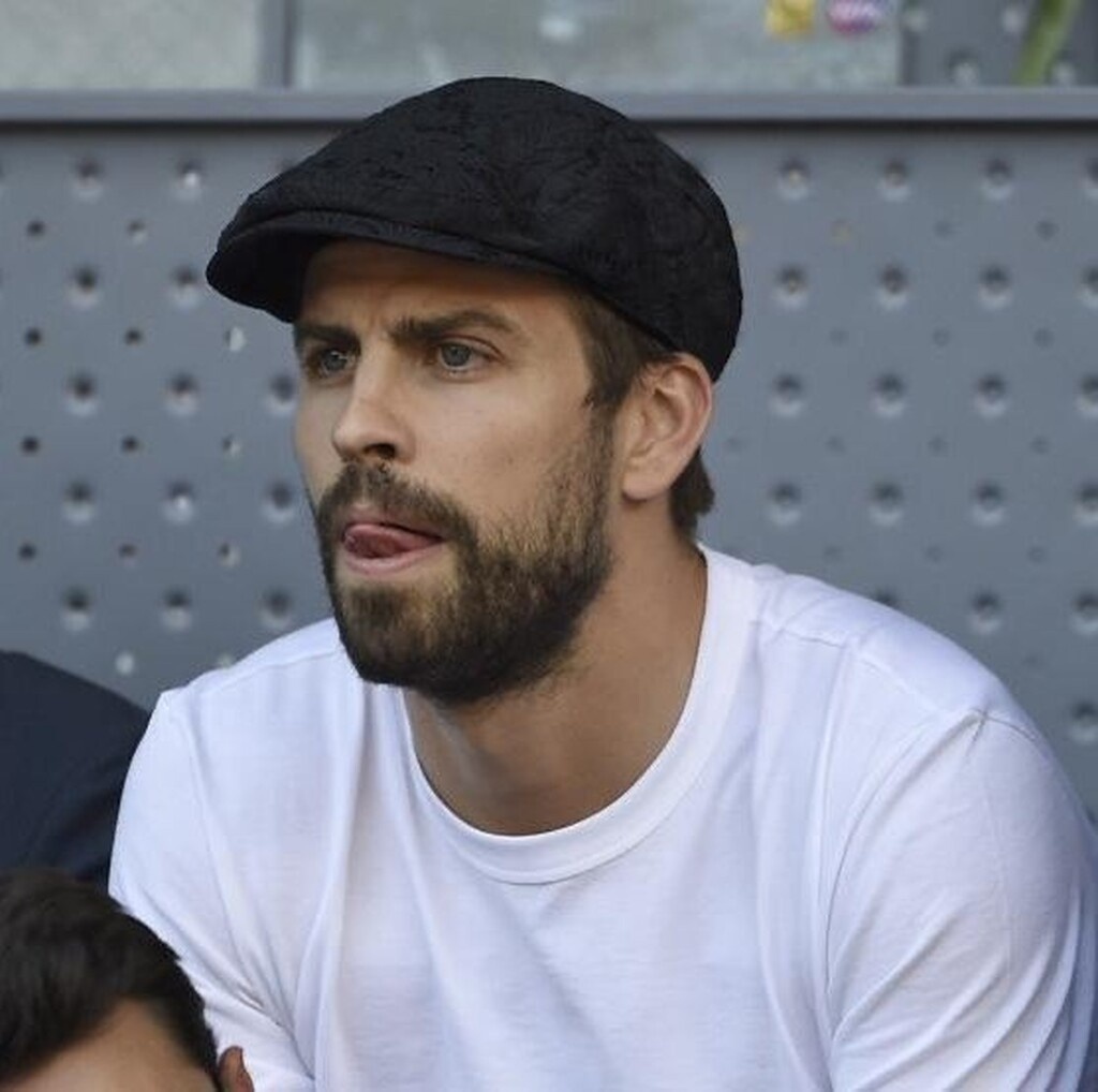 Ο Πικέ μετακίνησε το αυτοκίνητό του, ενώ θα κληθεί να πληρώσει και πρόστιμο ύψους 200 ευρώ για την παράνομη πράξη του.