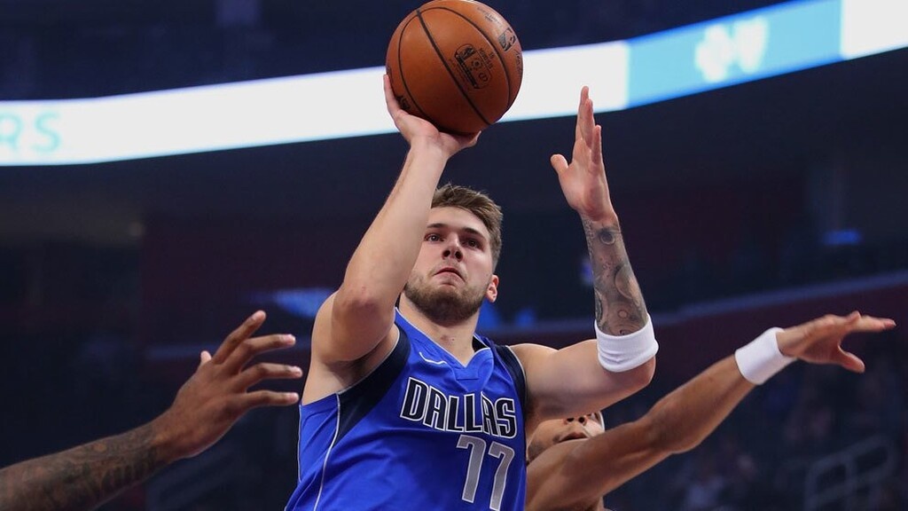 NBA: Αρχίζουν και… οργιάζουν Ντόντσιτς-Πορζίνγκις (video+photos)