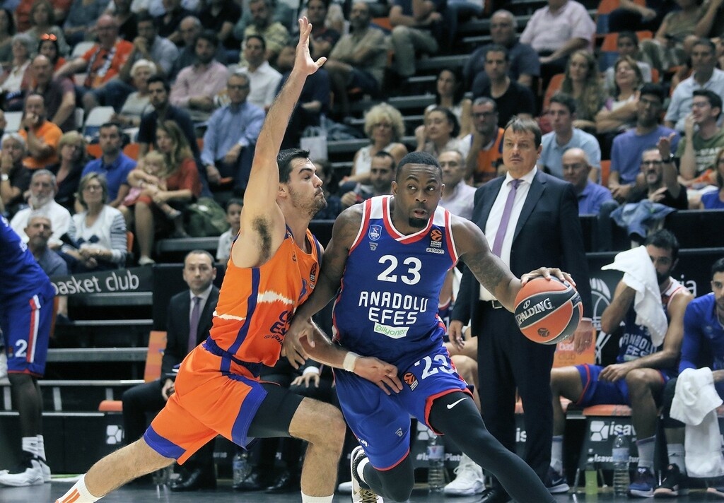 Βαλένθια-Αναντολού Εφές 78-83: Σοβαρεύτηκε και… καθάρισε (photos)