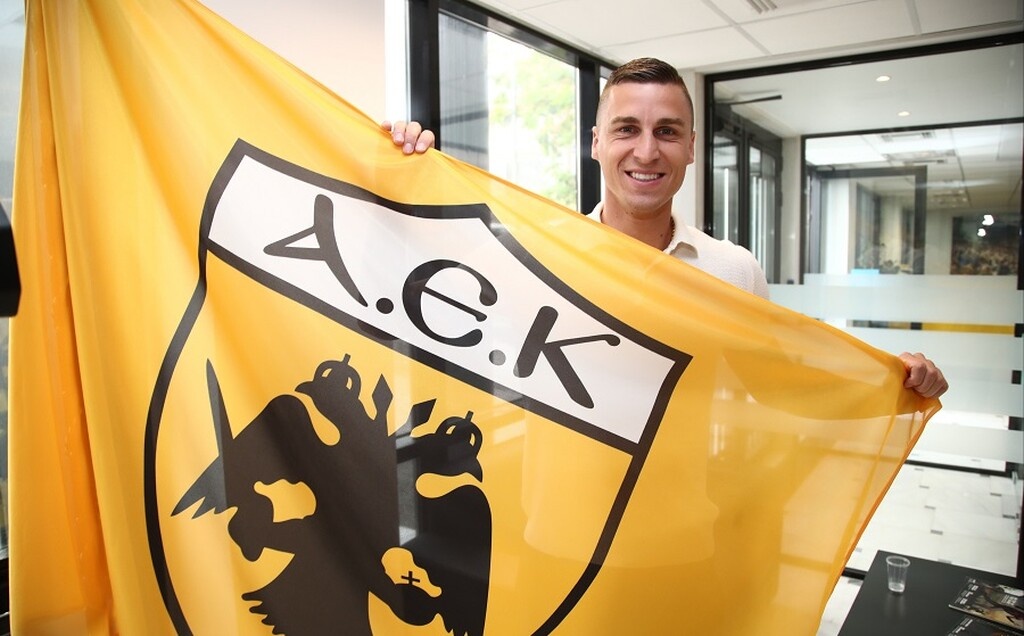 ΑΕΚ: Με τούρτα-έκπληξη το πάρτι του Βράνιες! (photo)