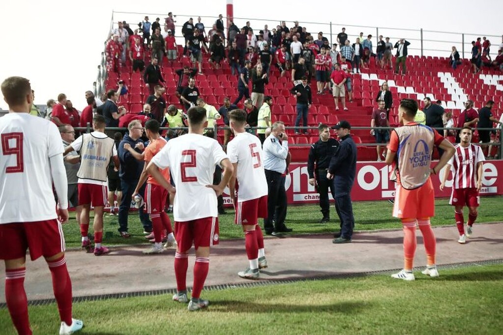 Εικόνες – σοκ από τα επεισόδια στου Ρέντη