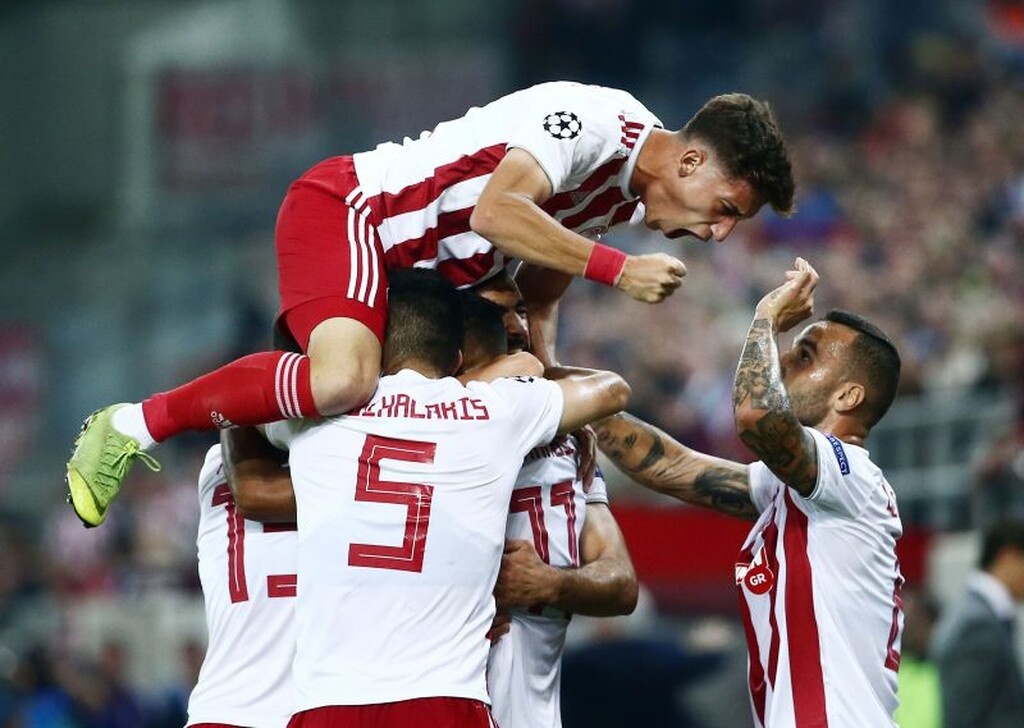 Ολυμπιακός – Μπάγερν Μονάχου: Το… κάρφωσε και τρελάθηκε ο Ελ Αραμπί (video+photos)