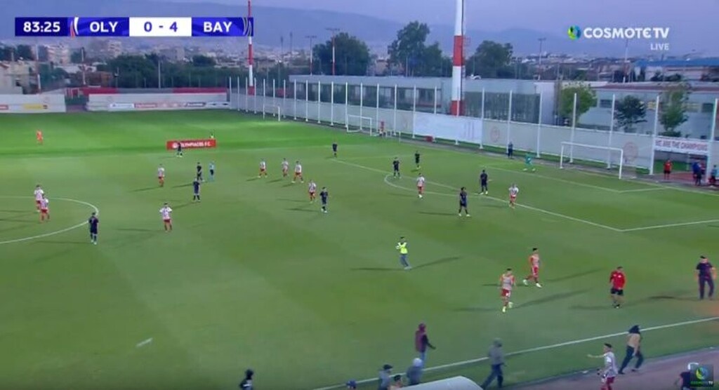 «Ντου» κουκουλοφόρων στο Ολυμπιακός – Μπάγερν για το Youth League! (photos+video)