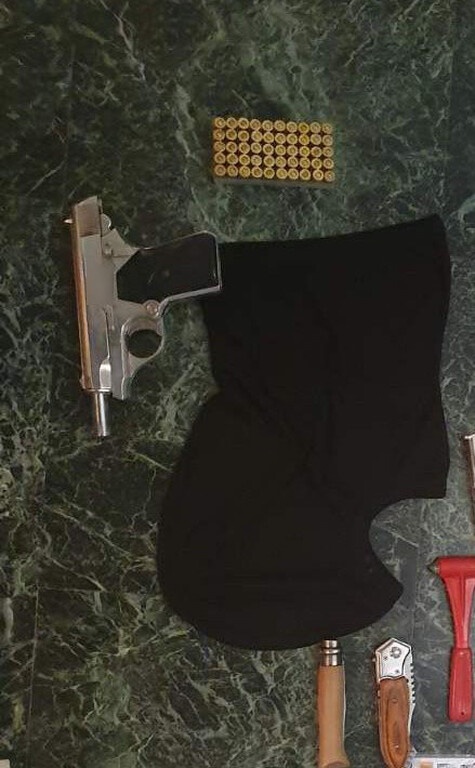 Συνελήφθη 31χρονος για τα επεισόδια στο Ρέντη – «Οπλοστάσιο» το σπίτι του! (photos)