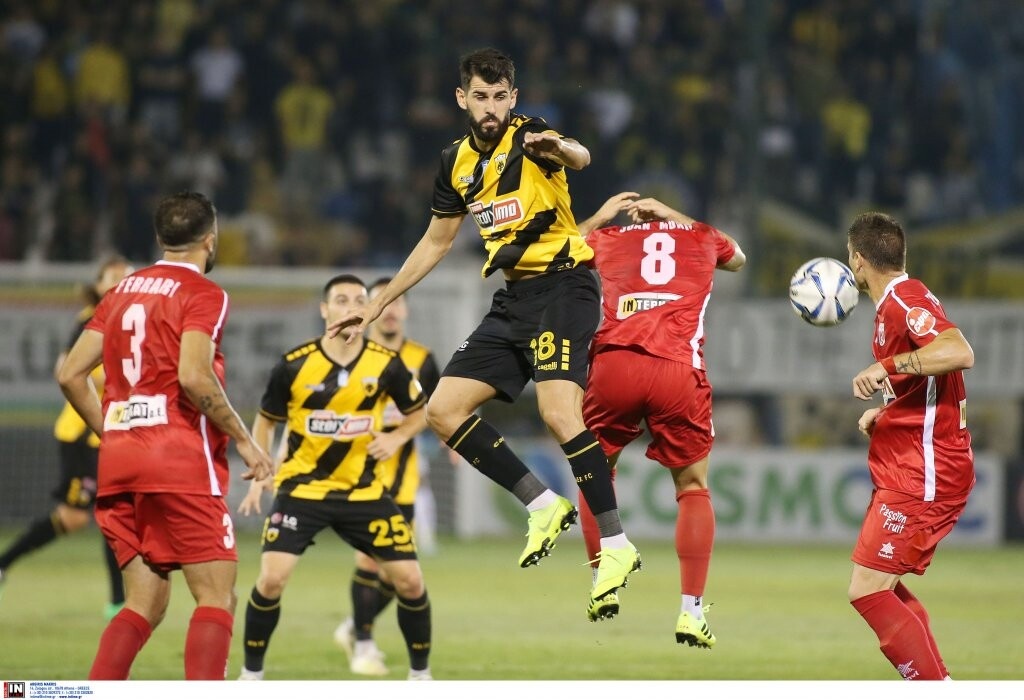 ΑΕΚ: «Φτιαγμένος» για Ολυμπιακό ο Ολιβέιρα