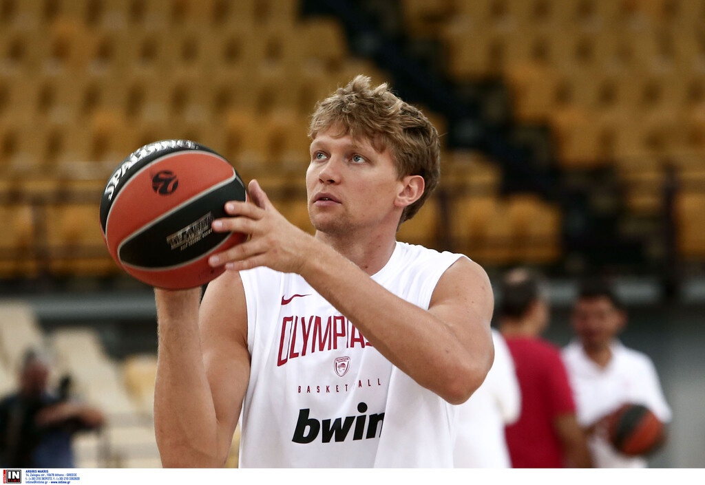 Ολυμπιακός: Τελειώνει ο Κουζμίνσκας (photos)