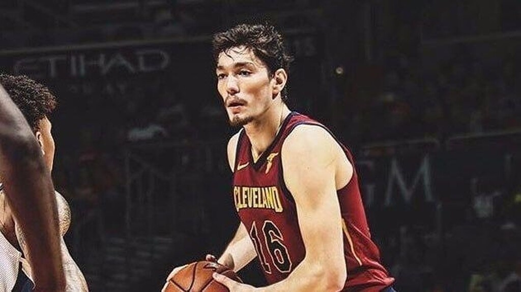 NBA: Νέο συμβόλαιο με Καβς ο Οσμάν (photos+video)