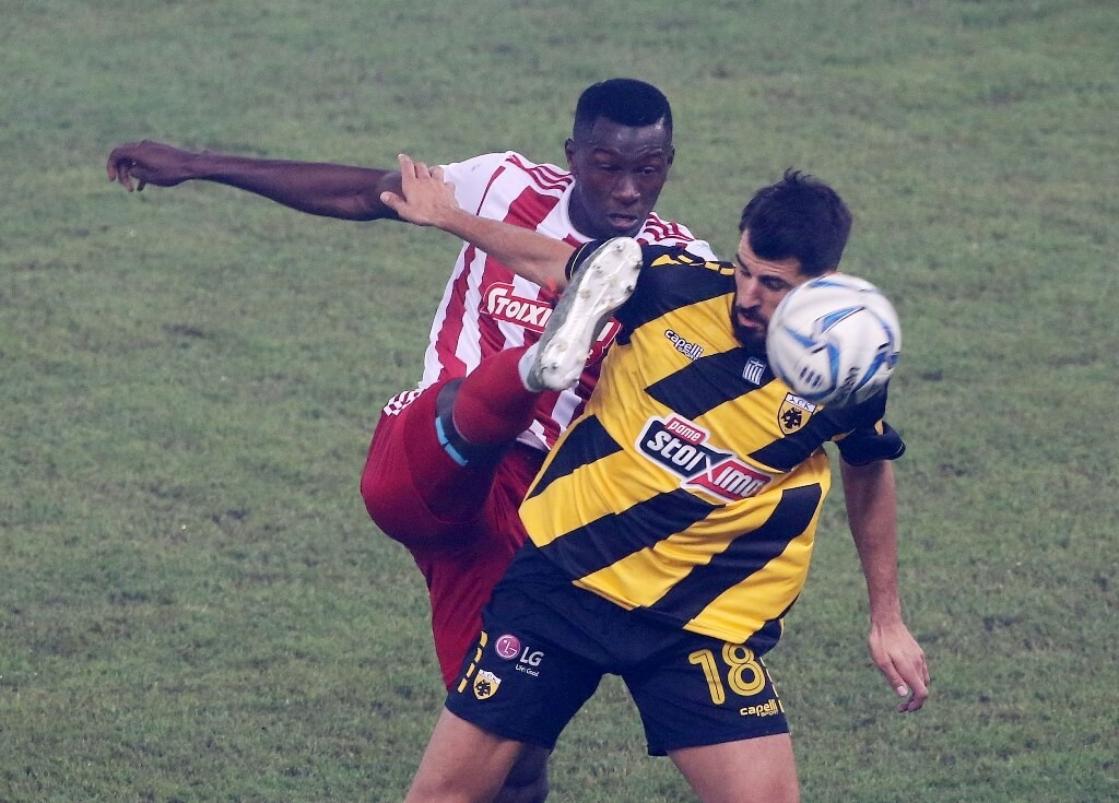Ολυμπιακός-ΑΕΚ 2-0: «Ερυθρόλευκο» το ντέρμπι και επιστροφή στην κορυφή! (photos)